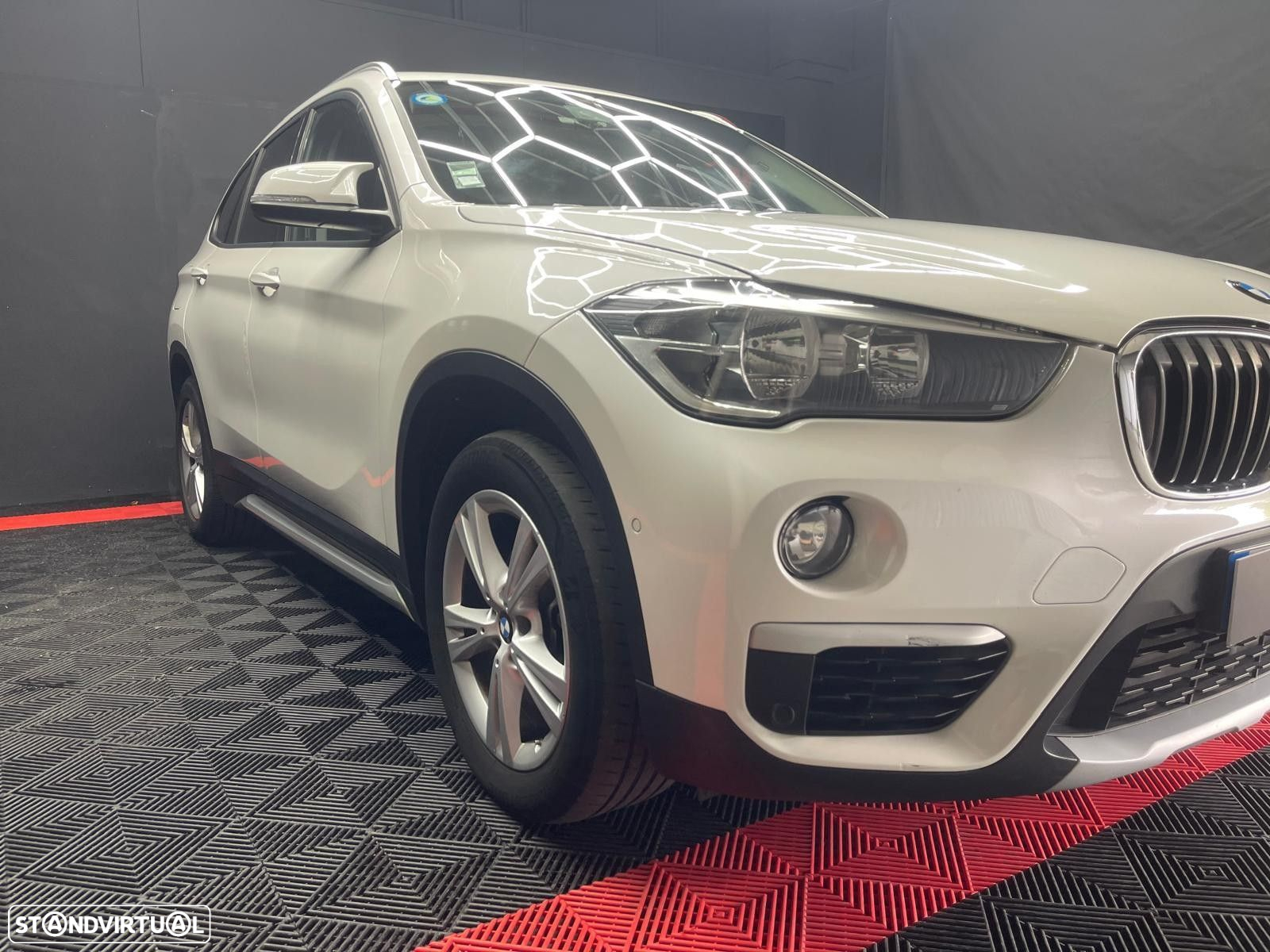 BMW X1 16 d sDrive Line Sport - 6