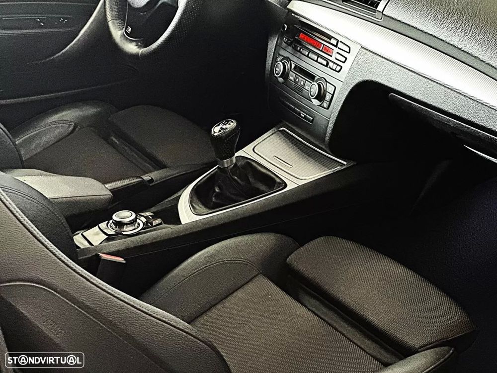 BMW 118 d - 25