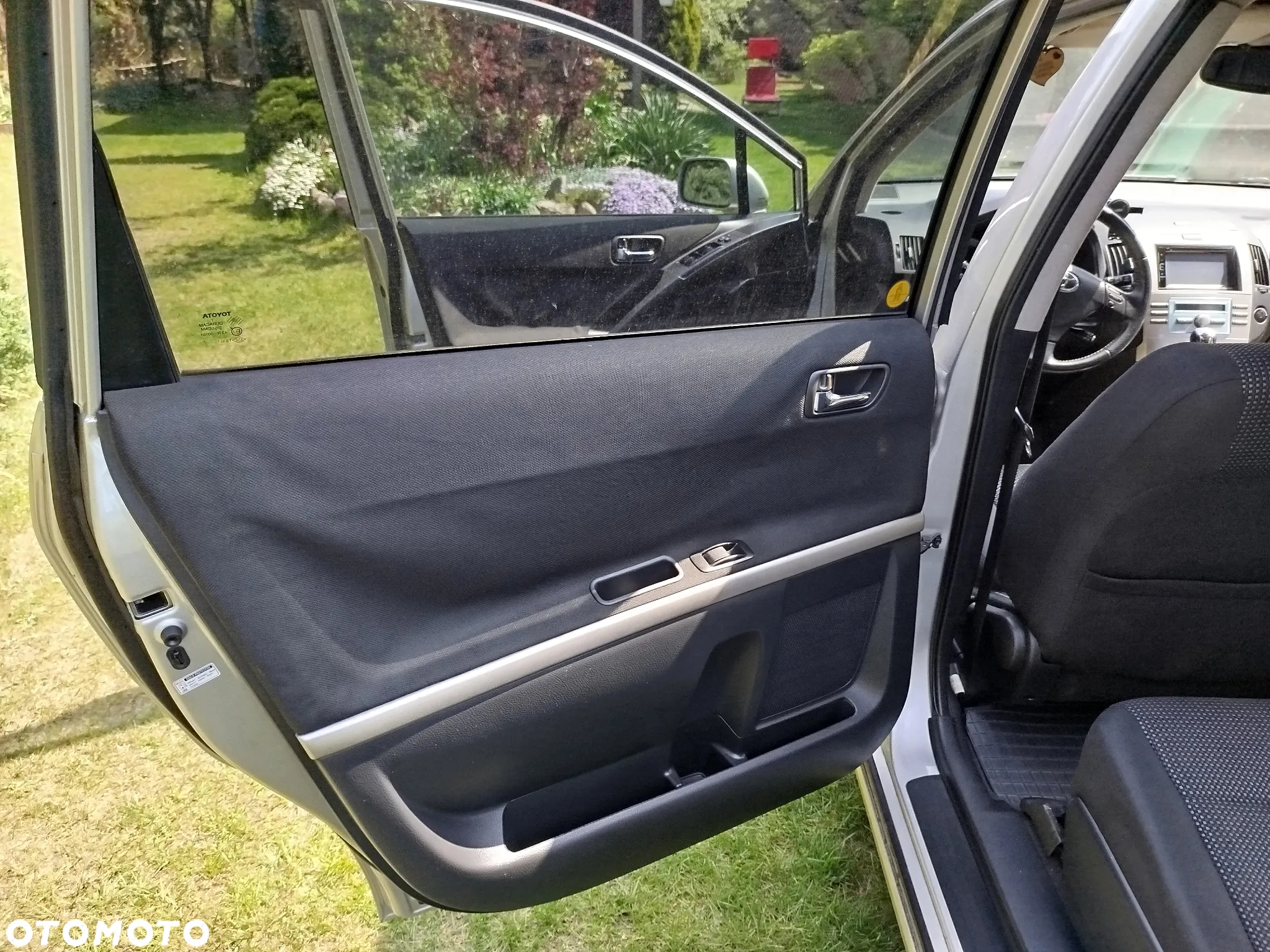 Toyota Corolla Verso 2.2 D-4D X 7os - 22