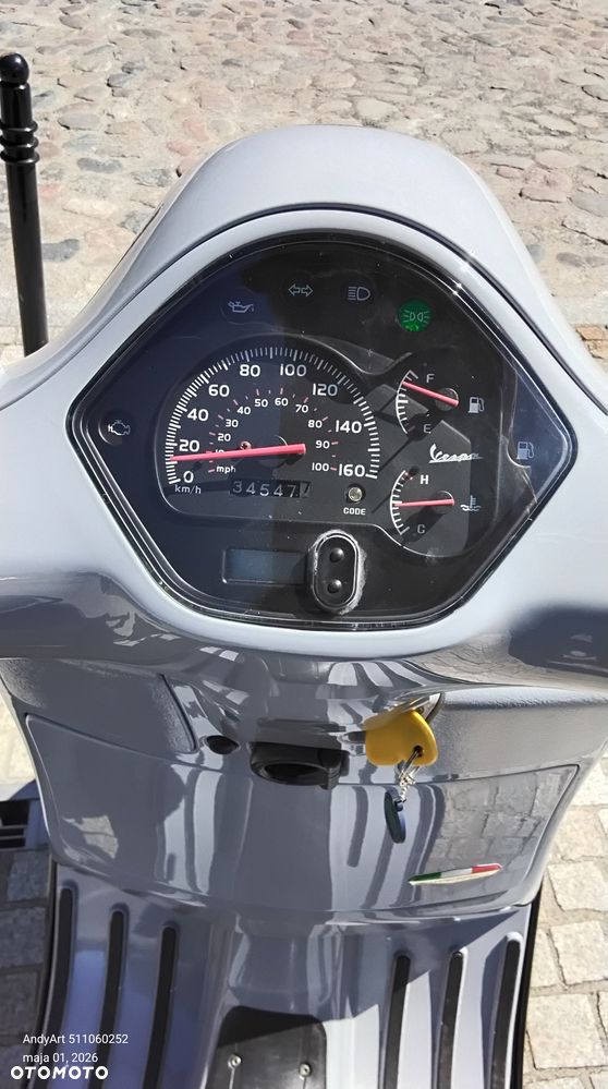 Piaggio Vespa - 7