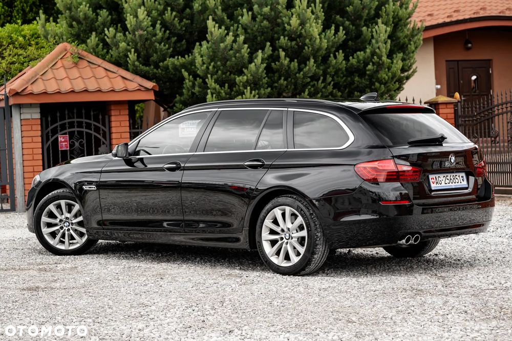 BMW Seria 5 525d xDrive Sport-Aut Modern Line - 15