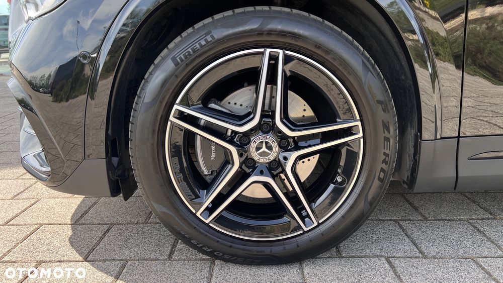 Mercedes-Benz GLA 220 mHEV 4-Matic AMG Line 8G-DCT - 15