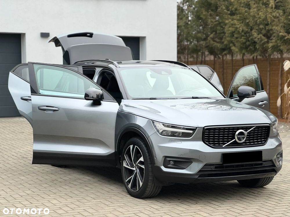 Volvo XC 40 D4 AWD Geartronic R-Design - 12