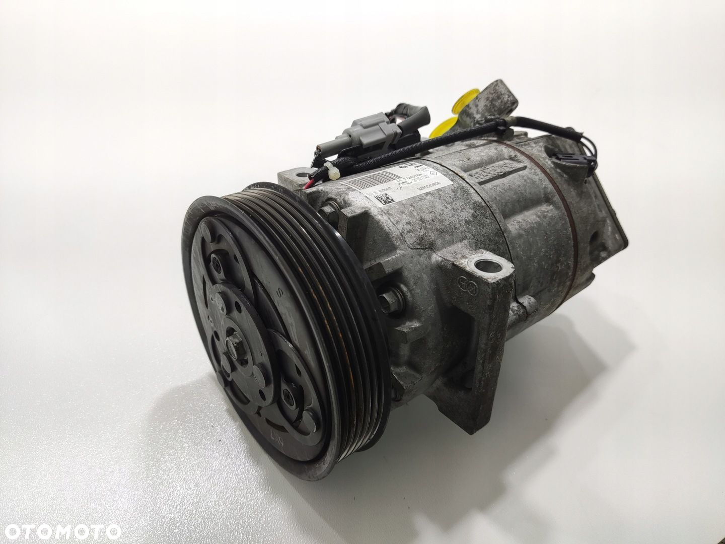 SPRĘŻARKA KLIMATYZACJI RENAULT CAPTUR I 1.5 DCI 2013-2016 926004990R - 2