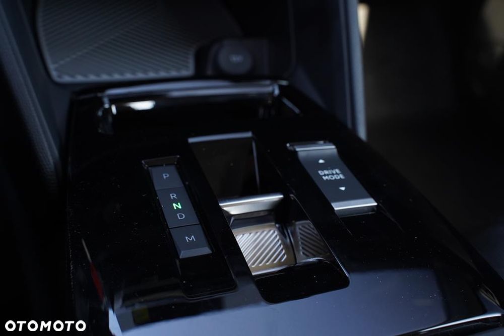 Citroën C4 1.2 mHEV Plus eDCT6 - 21