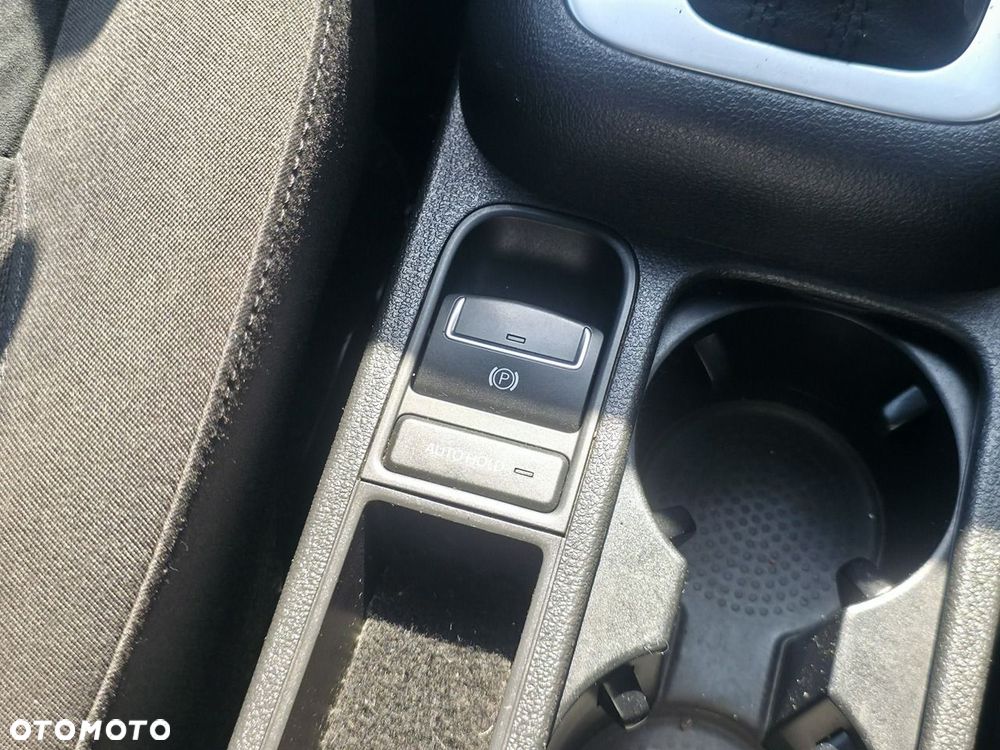 Volkswagen Tiguan - 18