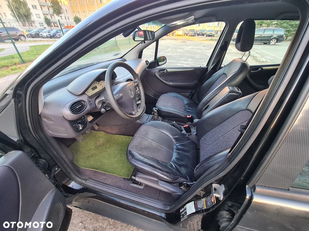 Mercedes-Benz Klasa A 160 L Avantgarde - 13