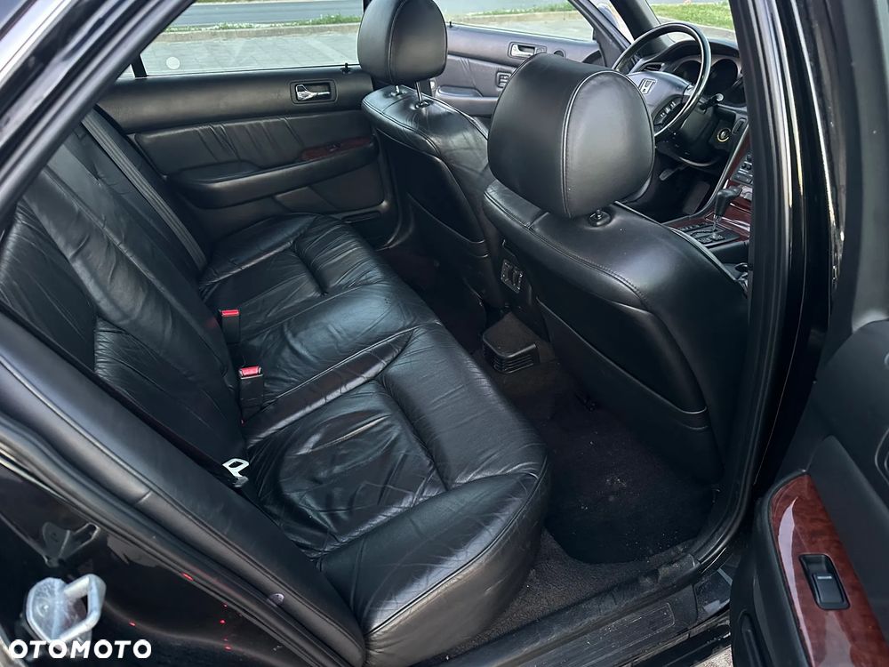 Honda Legend - 8