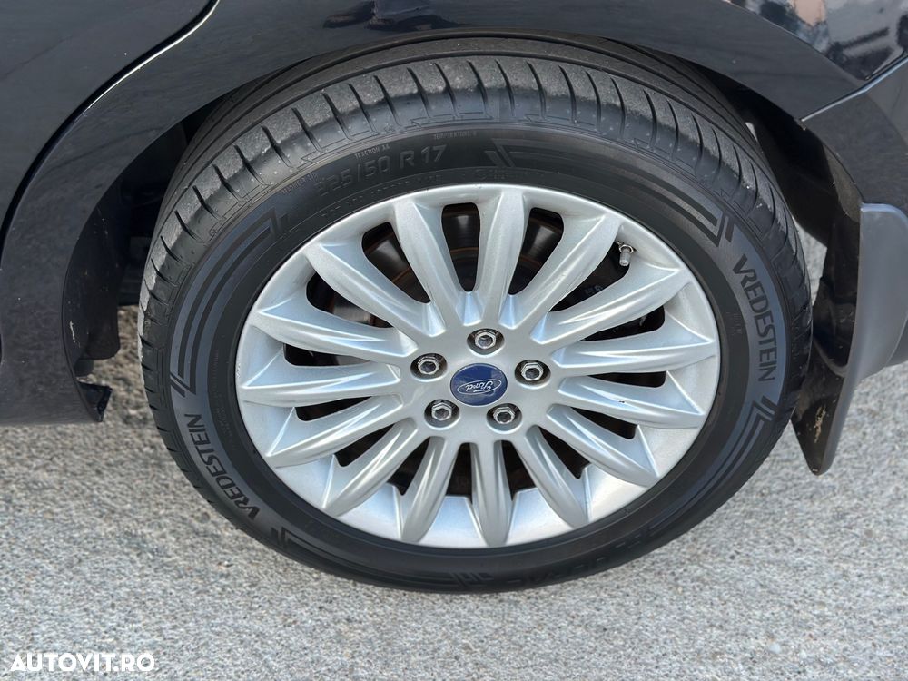 Ford S-Max 2.0 TDCi Powershift Titanium - 9