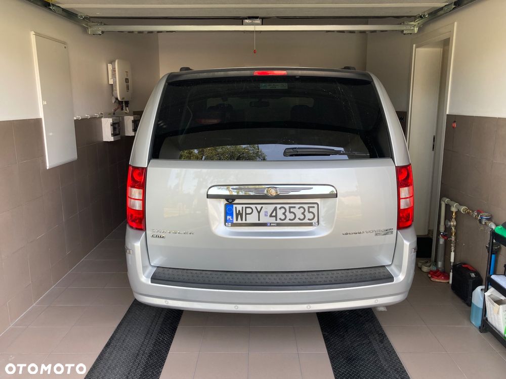 Chrysler Grand Voyager 2.8 CRD Limited - 9