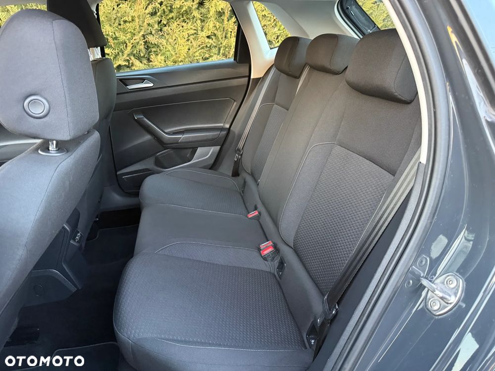 Volkswagen Polo 1.0 Comfortline - 22