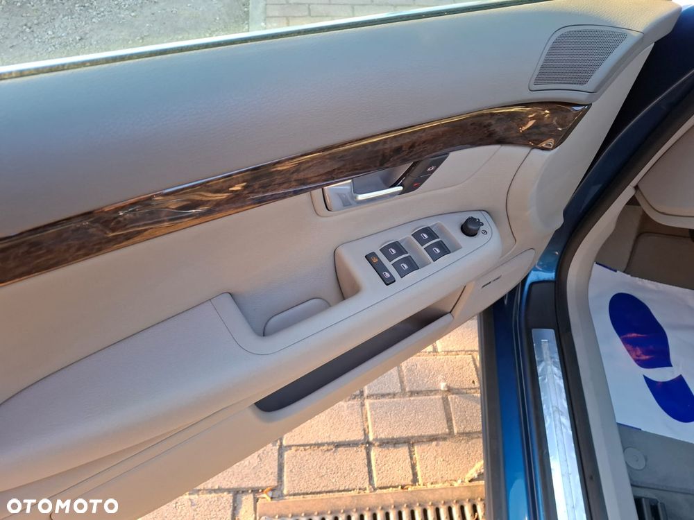 Audi A4 Limousine 2.0 T FSI quattro - 16