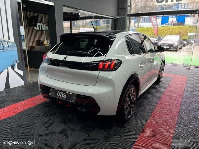 Peugeot 208 PureTech 130 EAT8 GT Pack - 6