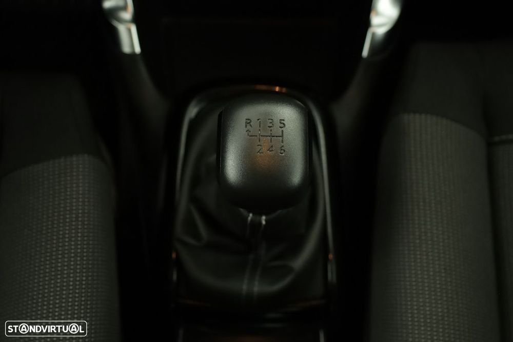 Citroën C3 Aircross 1.2 PureTech C-Series - 13