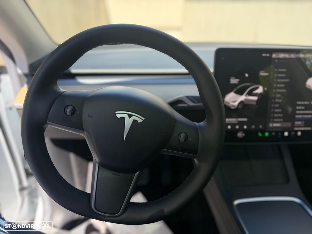 Tesla Model Y RWD - 18