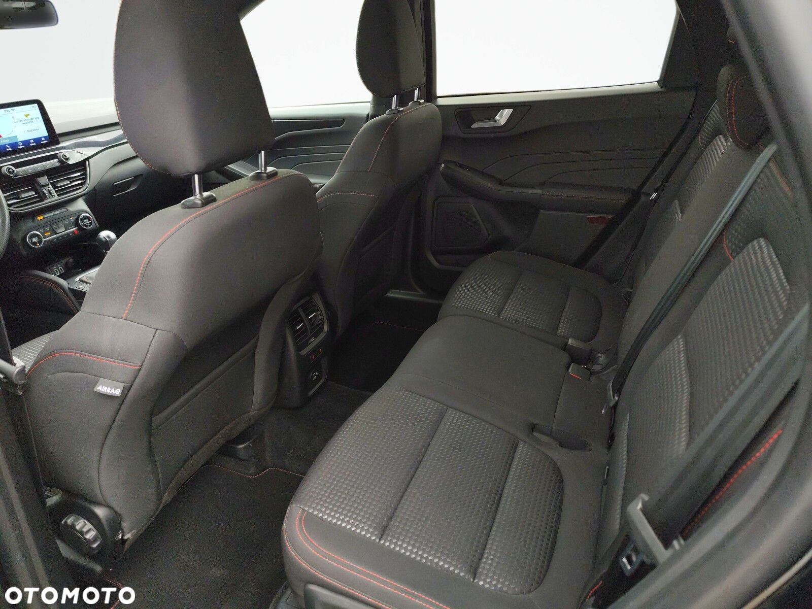 Ford Kuga - 12