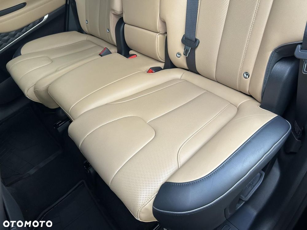 Hyundai Santa Fe - 16