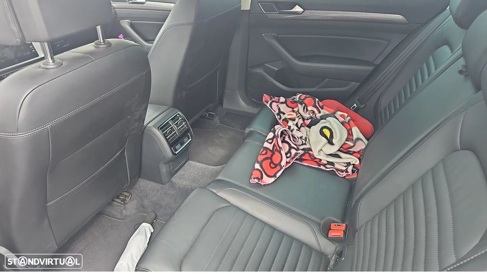 VW Passat Alltrack 2.0 TDI DSG 4Motion - 8