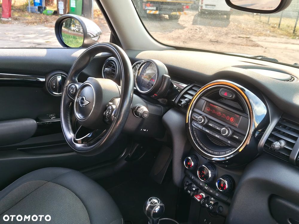 MINI ONE Standard - 18
