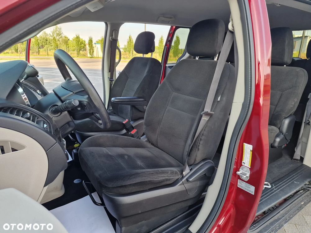 Dodge Grand Caravan 3.6 Express - 30