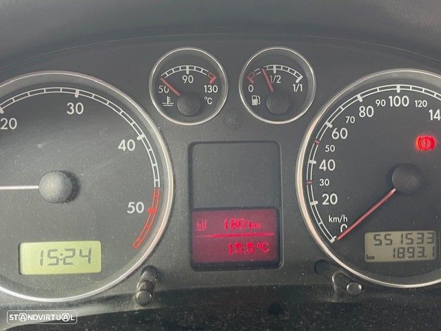 VW Passat Variant 1.9 TDi Highline - 8