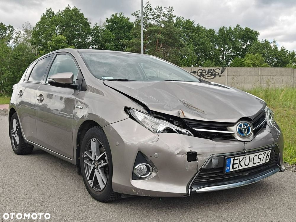 Toyota Auris - 1
