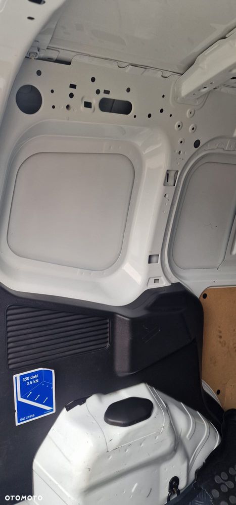 Ford Transit Courier Trend - 19