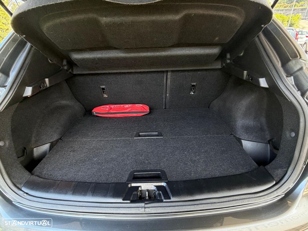 Nissan Qashqai 1.6 dCi Tekna Premium 18 360 - 18
