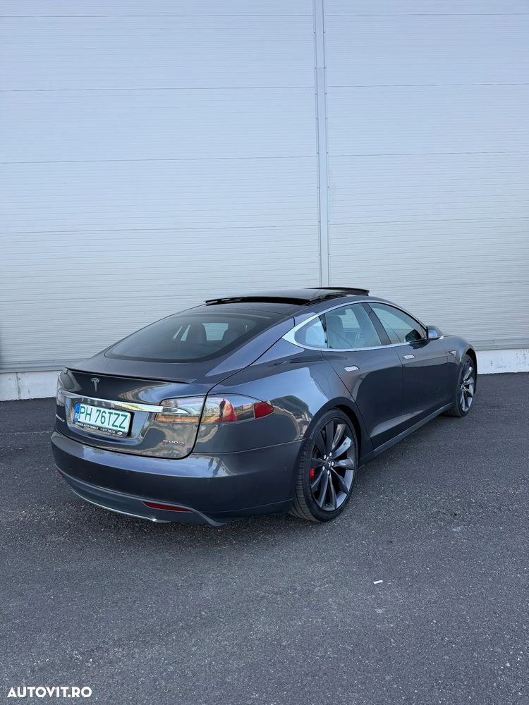 Tesla Model S Ludicrous Performance - 6