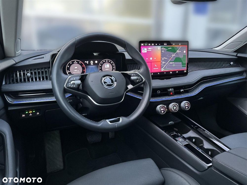 Skoda Superb 2.0 TDI SCR Selection DSG - 13