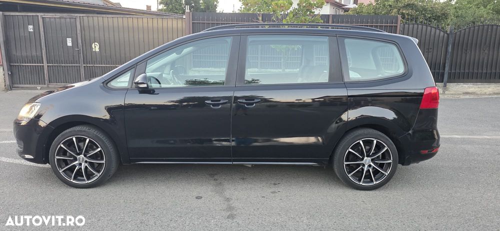 Volkswagen Sharan 2.0 TDI DSG BlueMotion Technology Trendline - 8