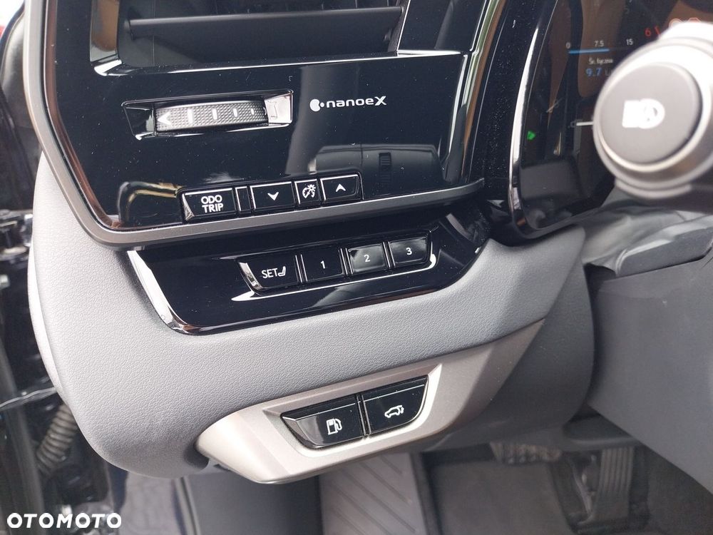 Lexus RX - 22