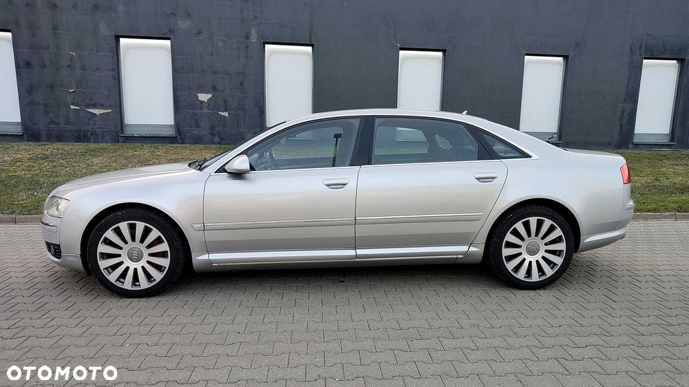 Audi A8 - 5