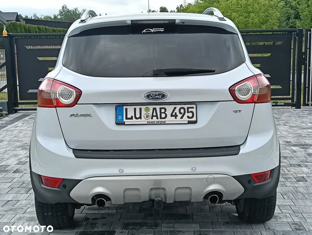 Ford Kuga - 10