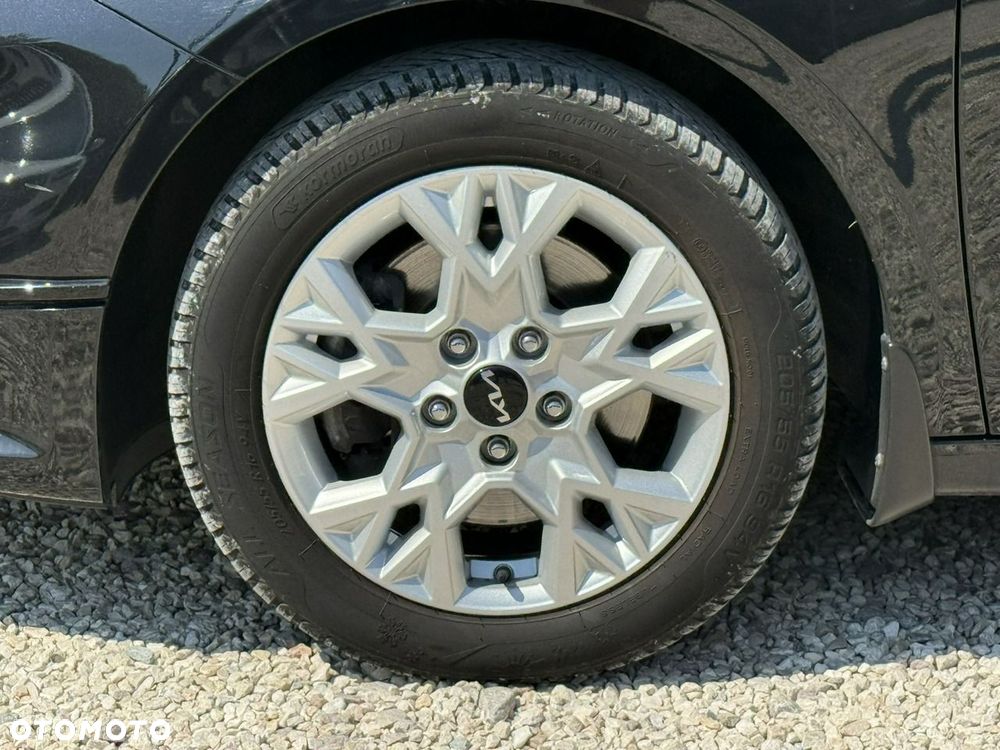 Kia Ceed - 9