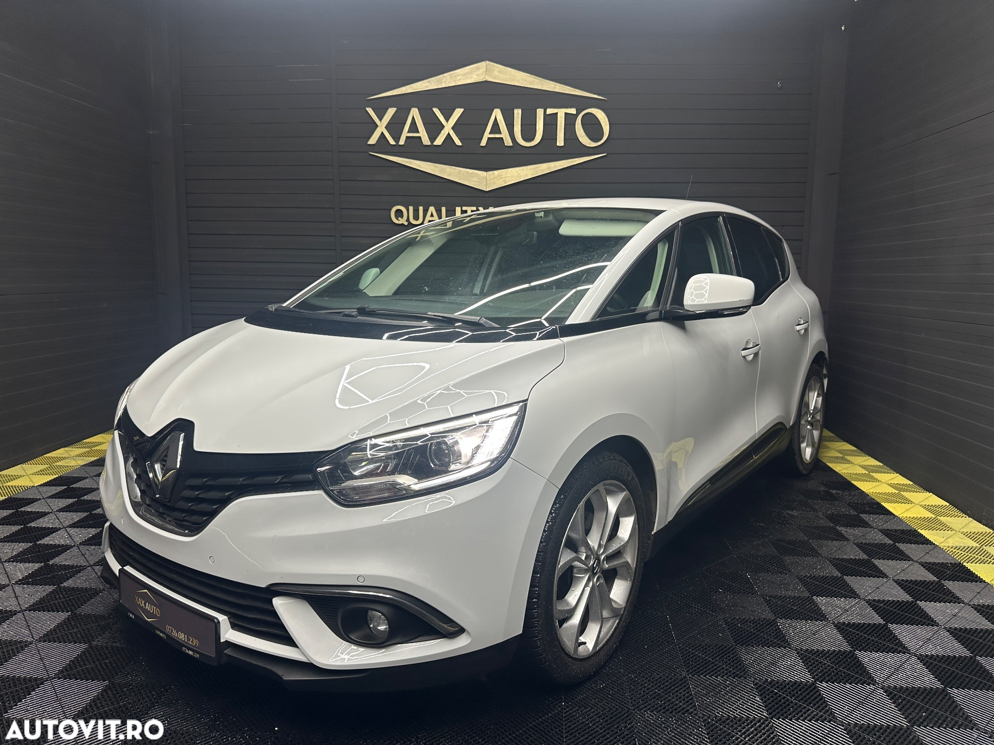 Renault Scenic - 14