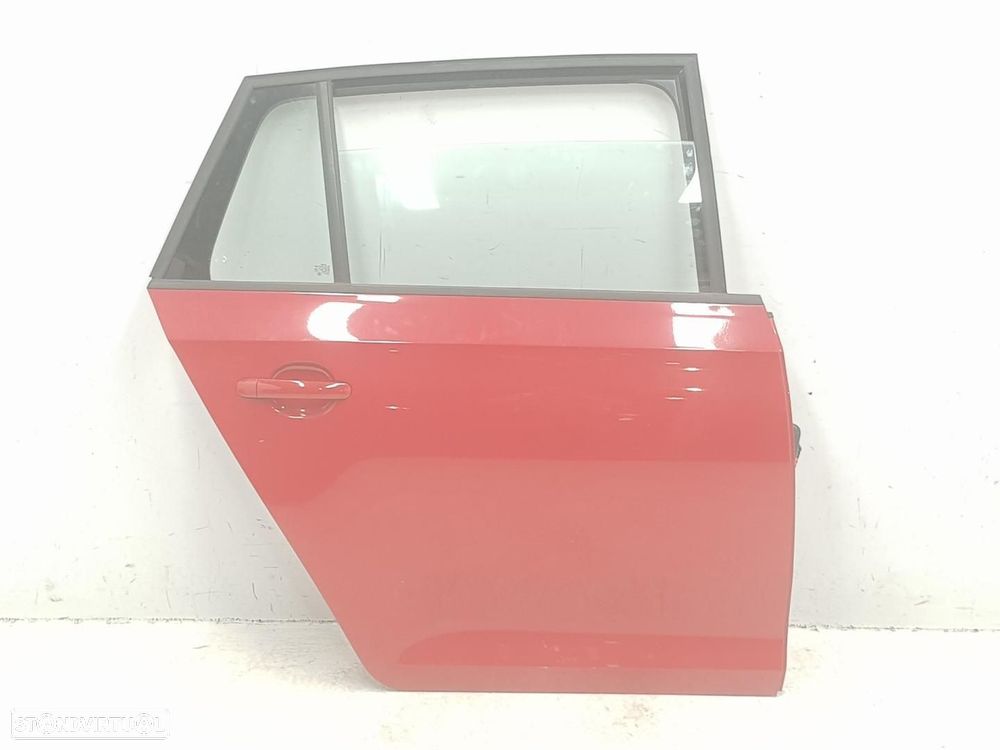 PORTA TRASEIRA DIREITA SKODA RAPID NH - 1