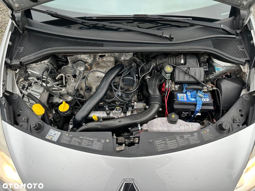 Renault Clio 1.2 TCE Authentique - 8