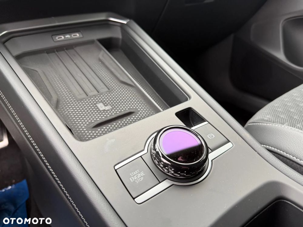 Volkswagen T-Roc 1.5 eTSI R-Line DSG - 14