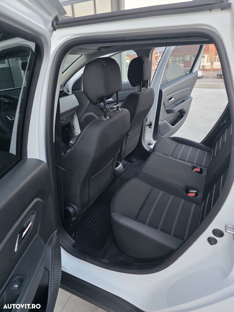 Dacia Duster TCe 150 2WD GPF Prestige - 9