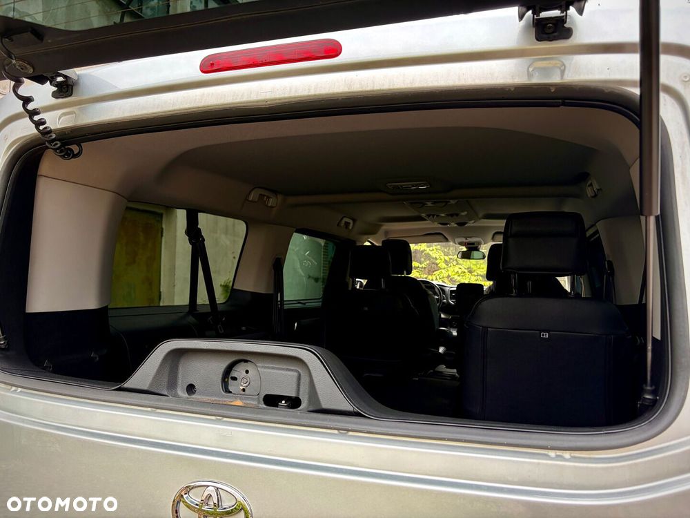 Toyota Proace Verso 2.0 D4-D Long VIP - 15