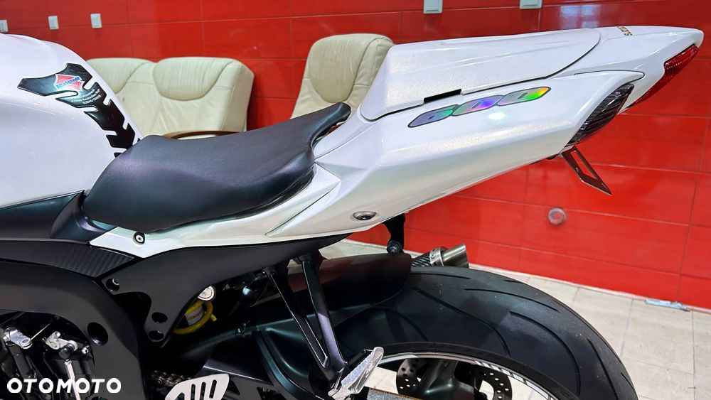 Suzuki GSX-R - 26