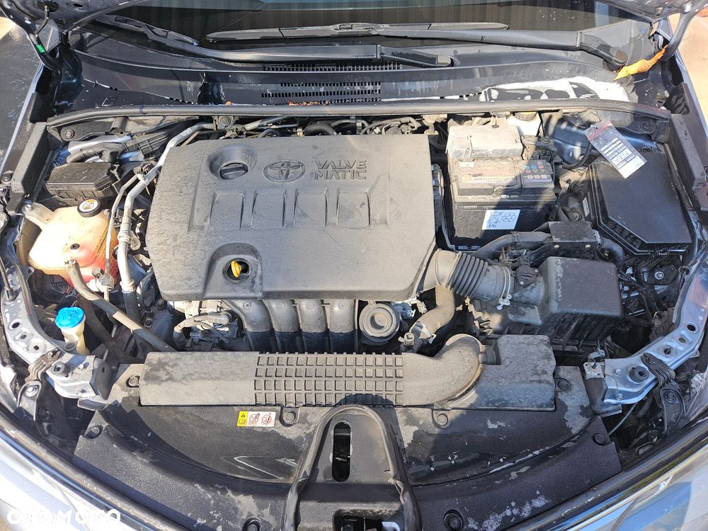 Toyota Corolla 1.6 Active - 9
