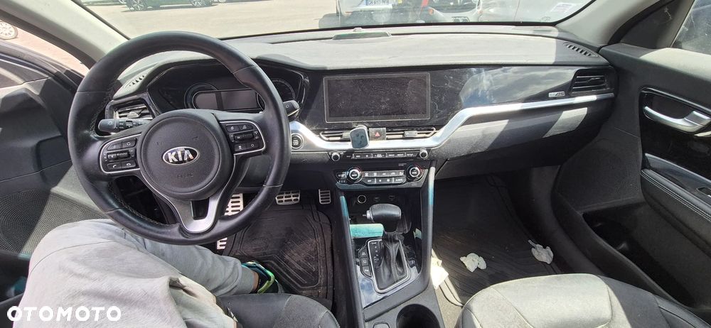 Kia Niro 1.6 GDI Plug-in Hybrid L - 20