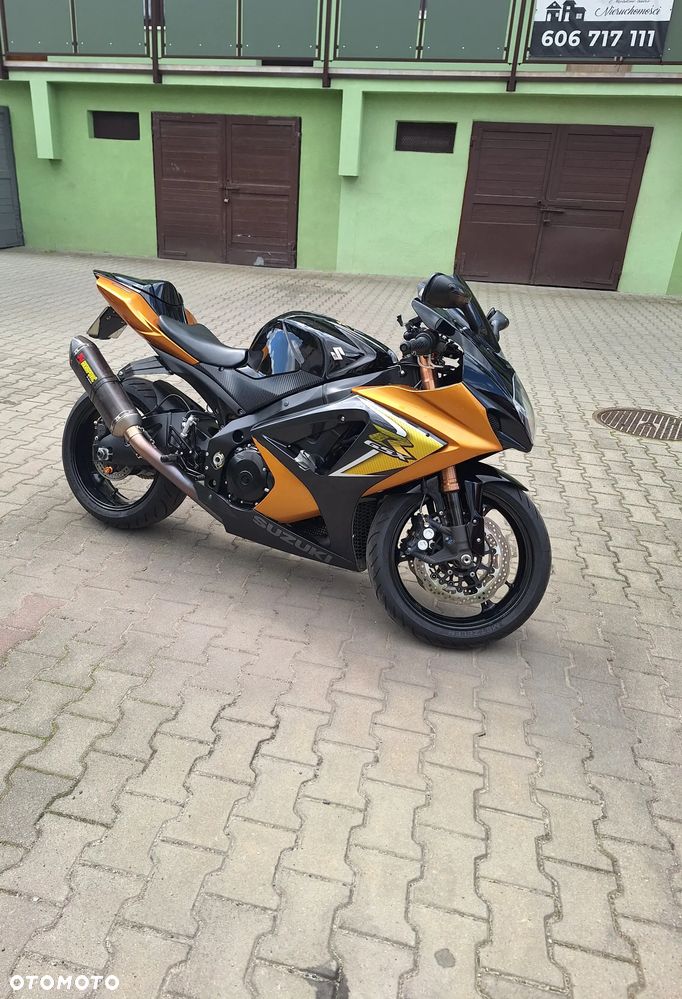 Suzuki GSX-R - 11
