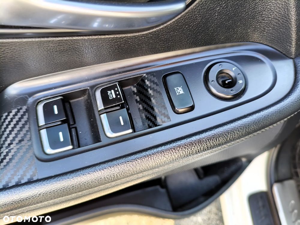 Kia Venga - 19