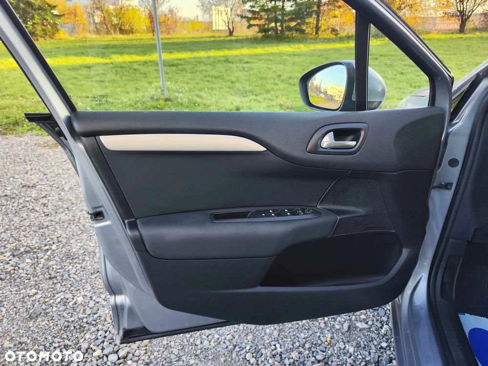 Citroën C4 PureTech 130 Stop & Start EAT6 Shine - 25