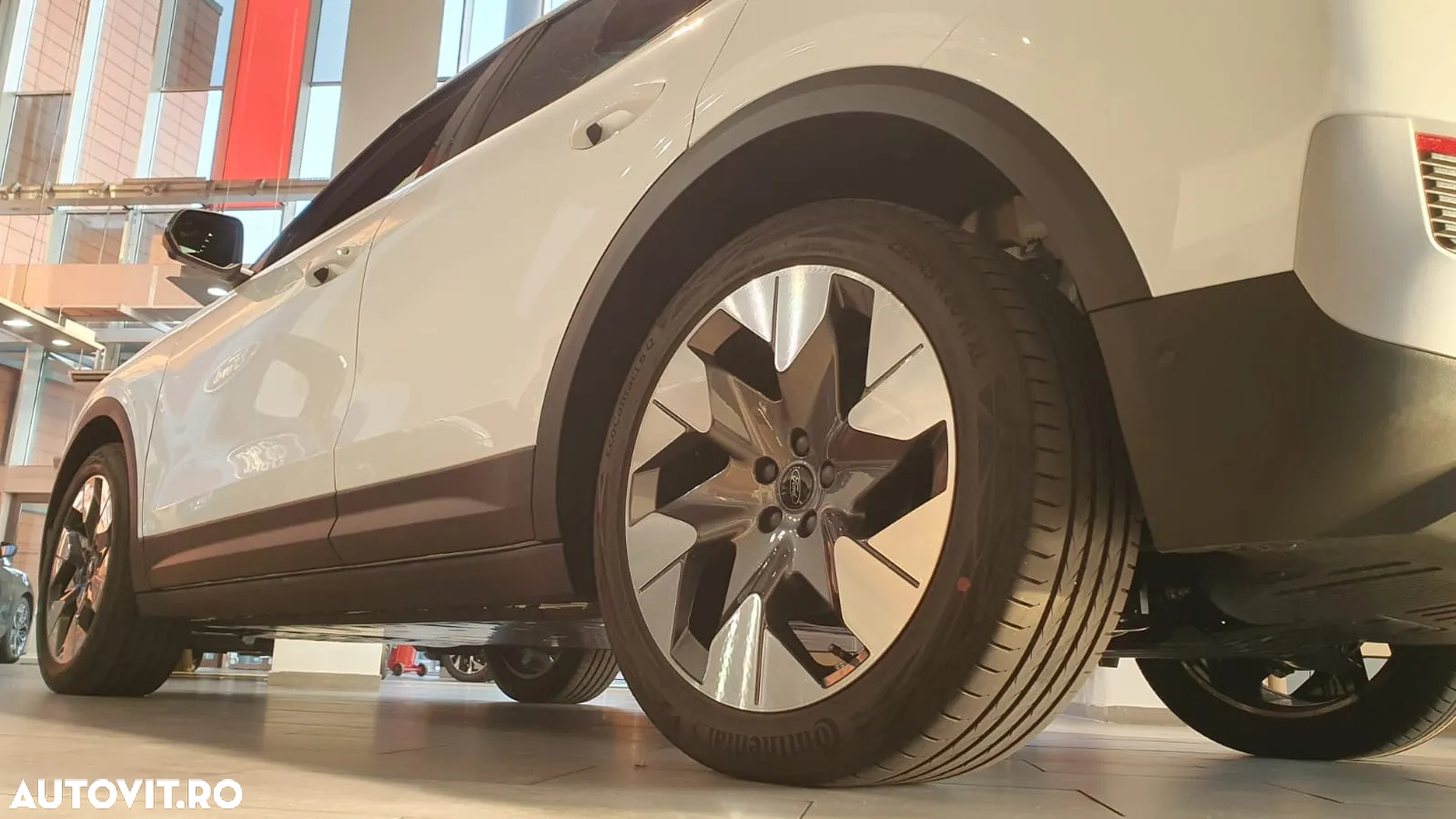 Ford Explorer RWD 77 kWh Extended Range Premium - 11