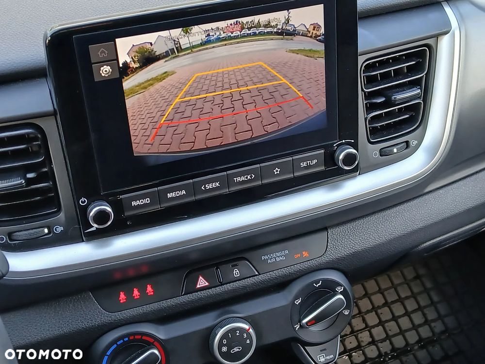 Kia Stonic 1.2 M - 10