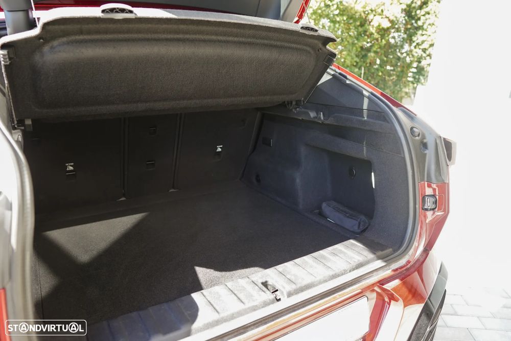 BMW iX2 eDrive20 Pack Desportivo M - 24